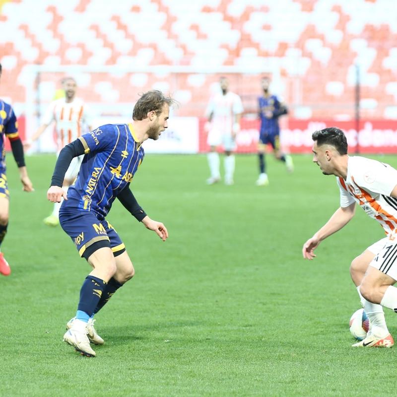 Adanaspor, Ankarag�c�'n� 2 golle ge�ti