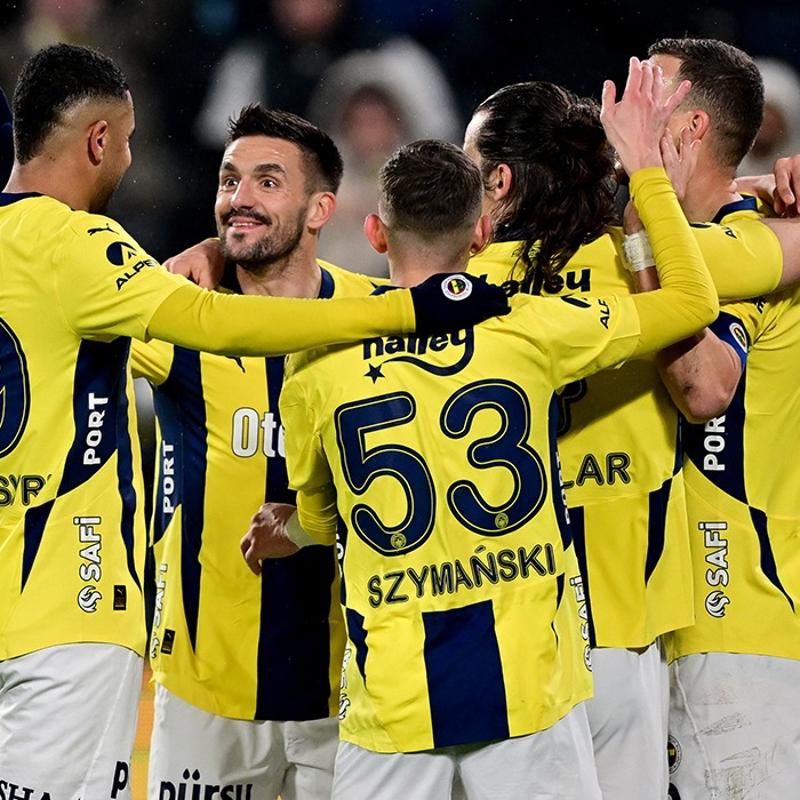 Avrupa'nn zirvesinde! Fenerbahe'den byk baar