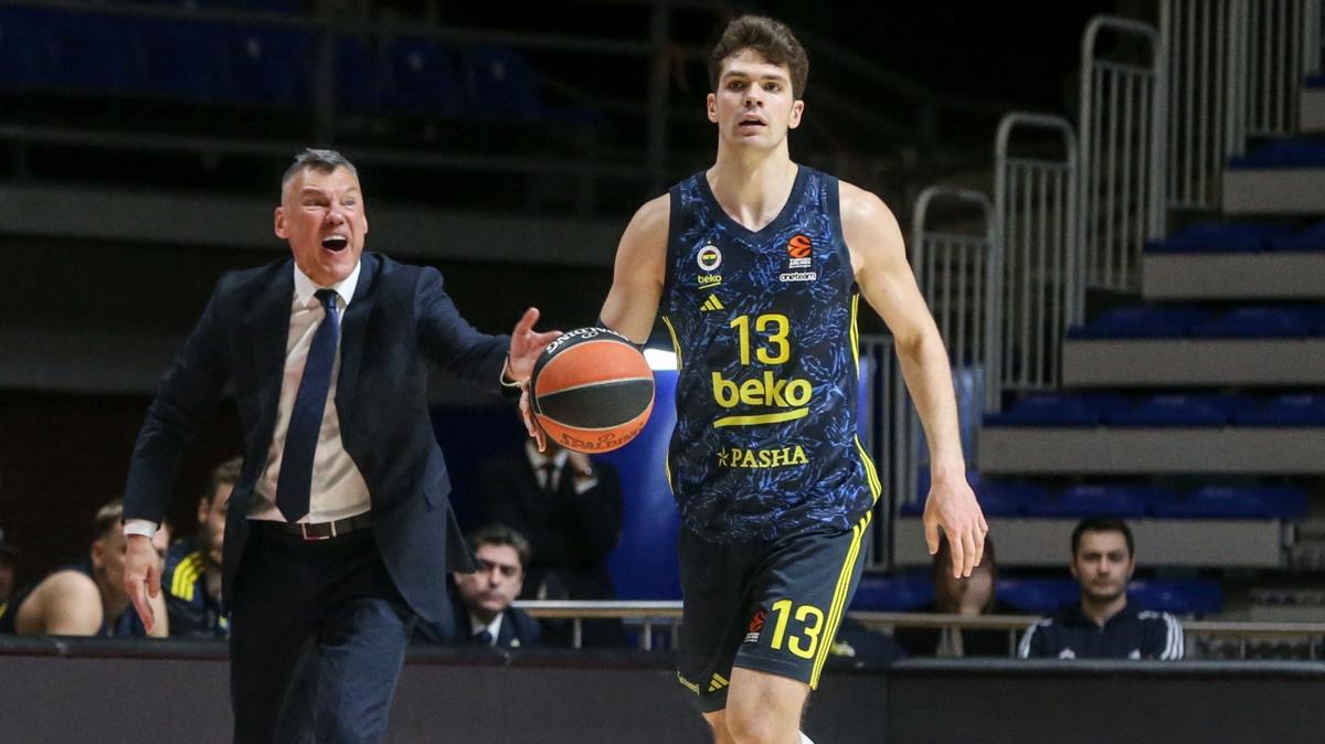 Fenerbahe Beko, erteleme manda Paris Basketbol'a konuk olacak