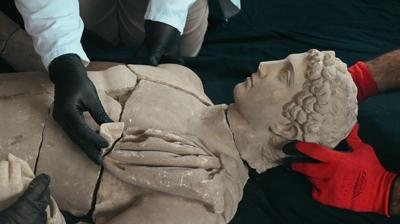 Aspendos'ta yzyllardr gml kalan figrler gn na kavutu