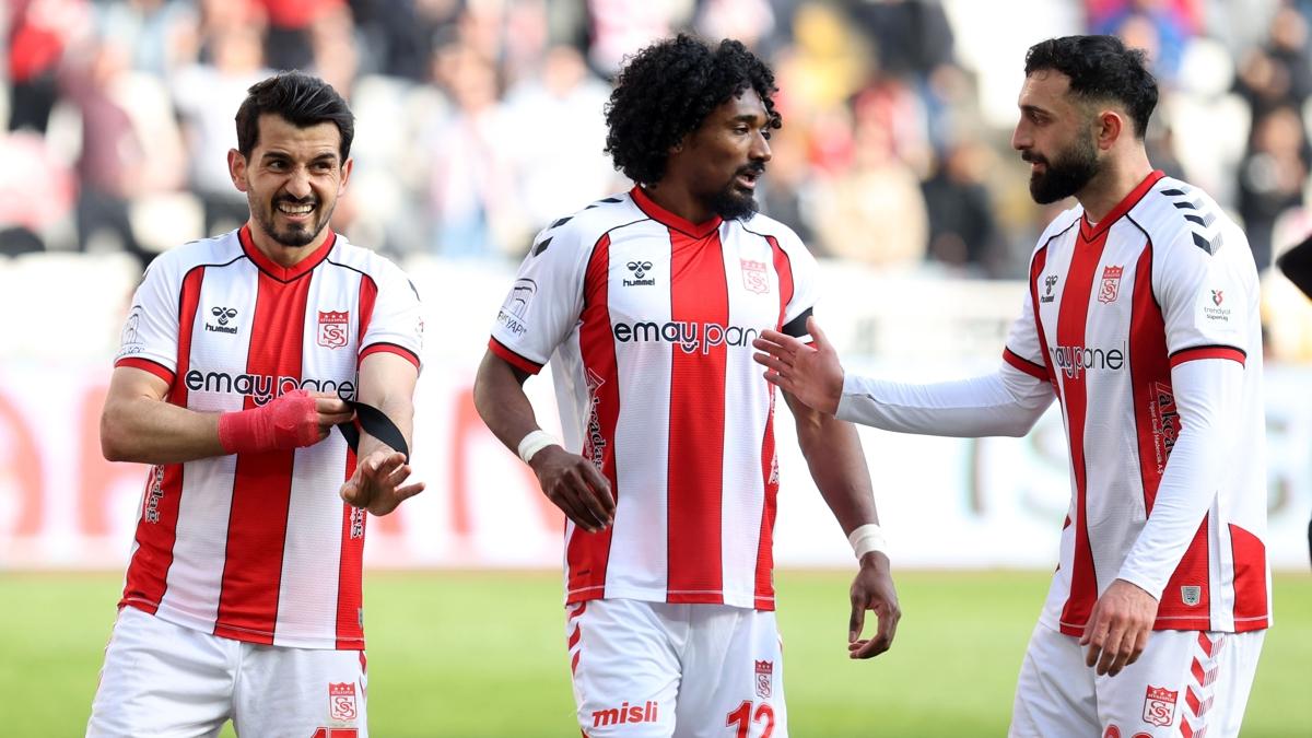 Sivasspor'un galibiyet hasreti 5 maa ykseldi