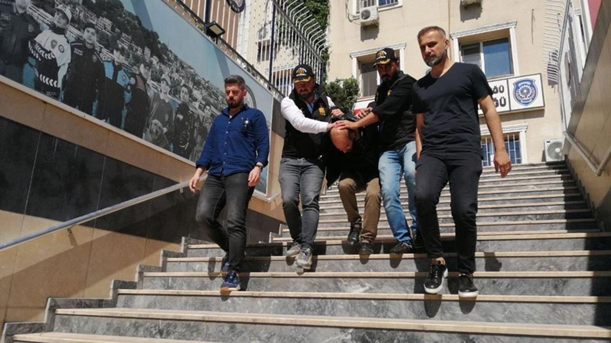ldrd kiiyi paralara ayrmt... "Cesedi misafir gelince saklyordu"