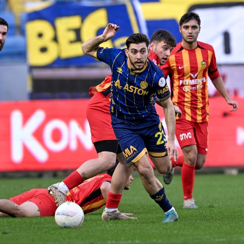 MKE Ankarag�c�, evinde 3 golle g�ld�