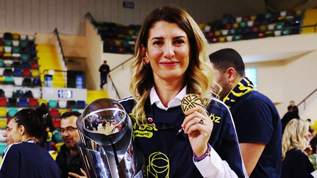 Fenerbahe Opet'te ayrlk! Resmen akland