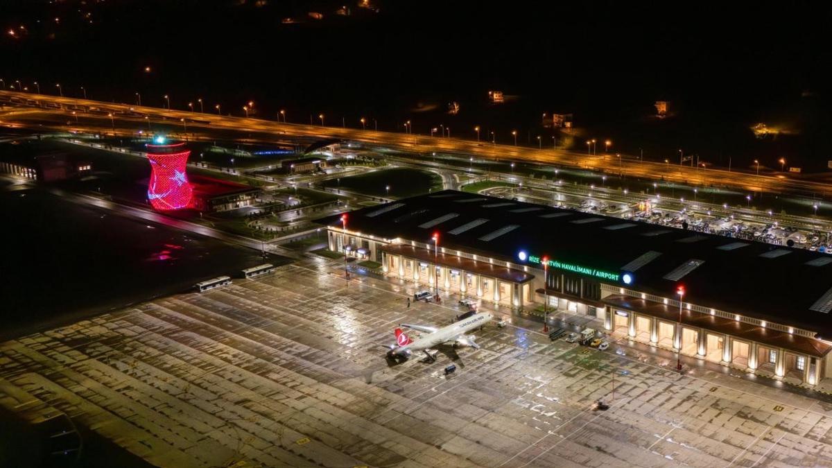 Rize-Artvin Havaliman, 3 ylda 2,8 milyon yolcuya hizmet verdi