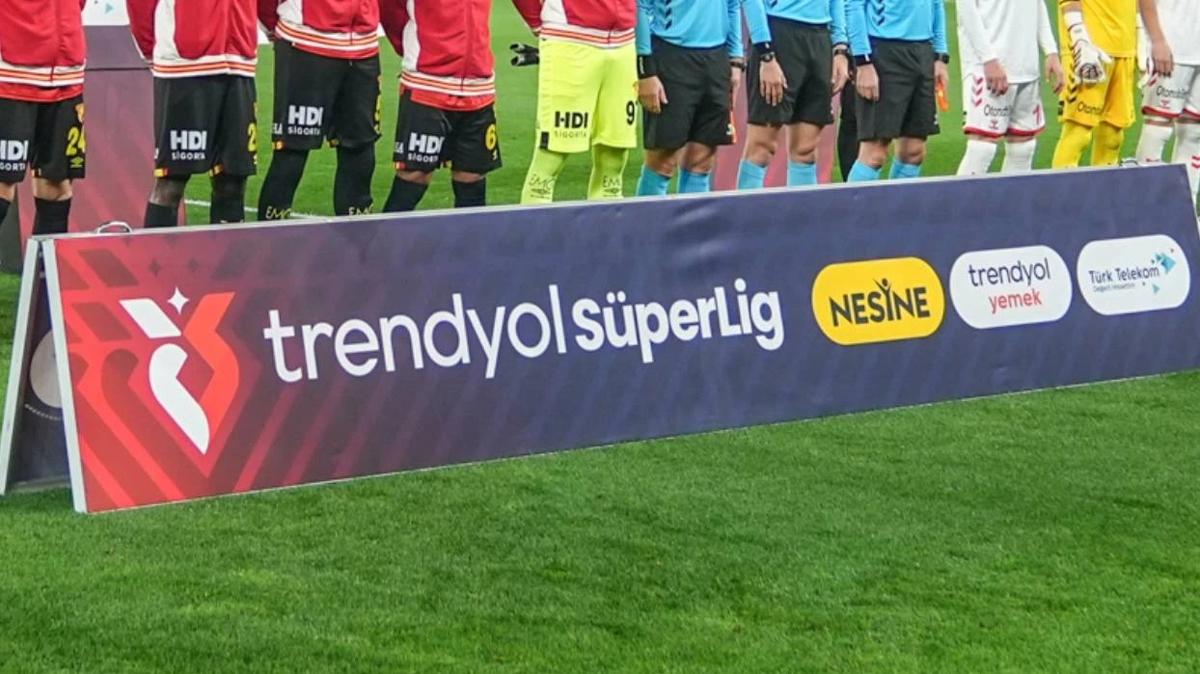 tff s�per lig futbol foto�raflar� resimleri