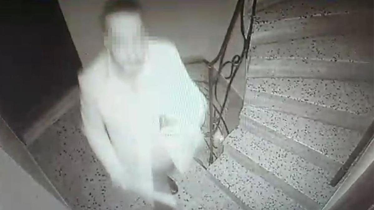 Zeytinburnu'nda komu terr: Gvenlik kamerasn krd, kapsna mermi koydu