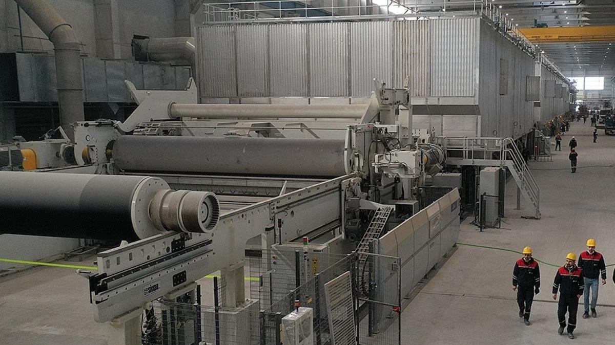 Fabrika'da korkun lm! Makinenin iine dt