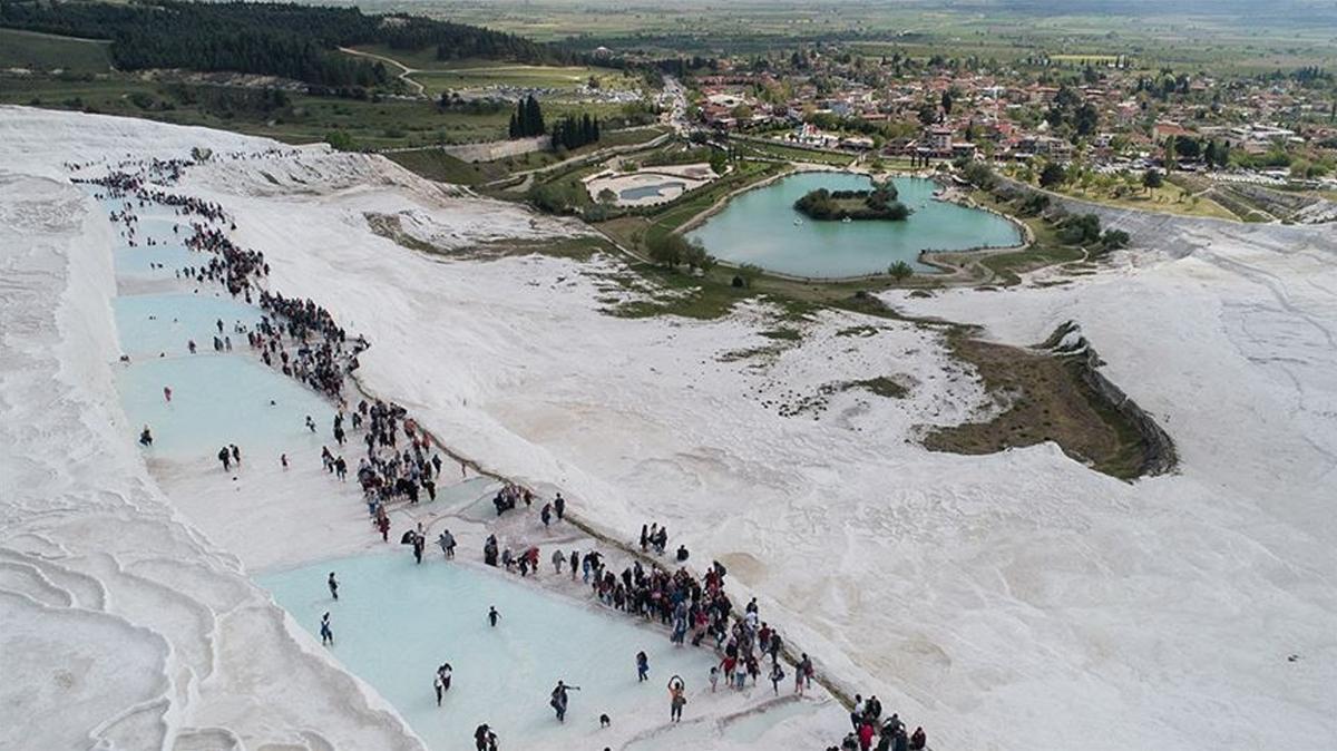 Pamukkale'ye 25 ylda 37 milyondan fazla ziyareti