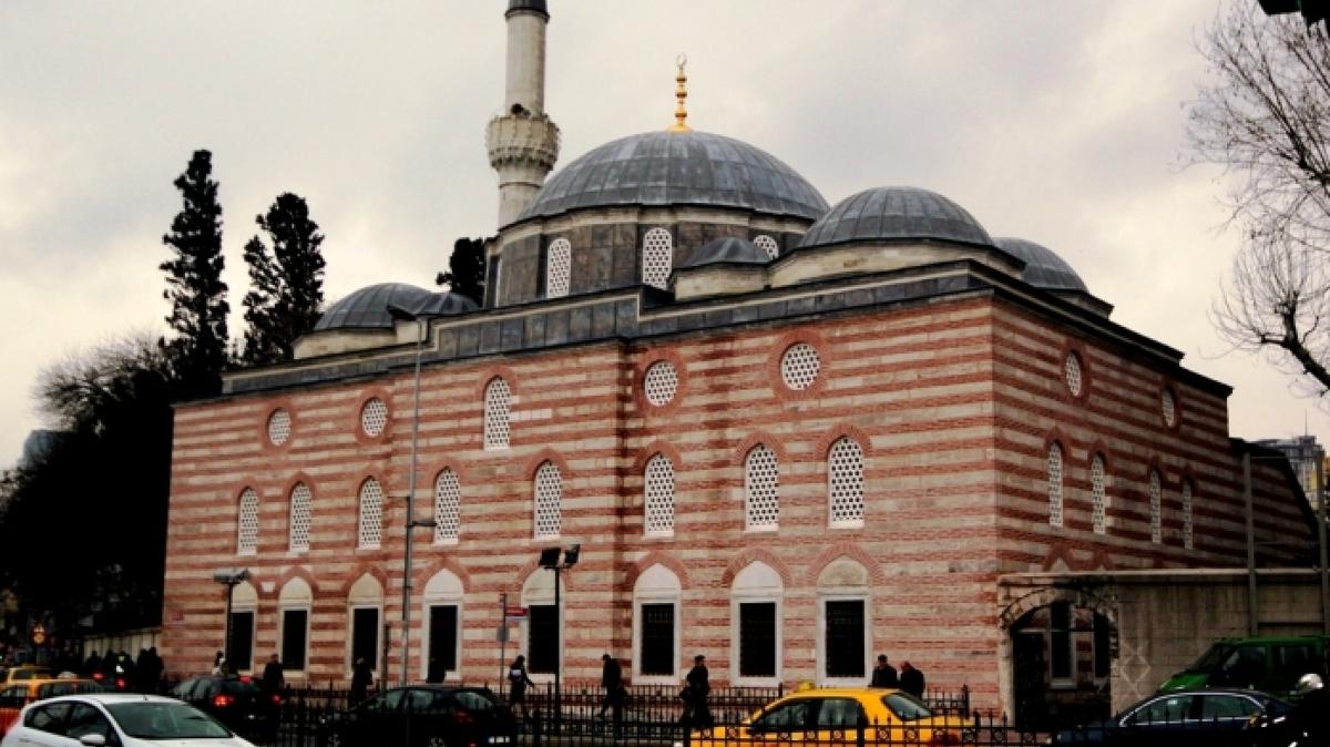 Sessiz bir aheser: Sinan Paa Camii