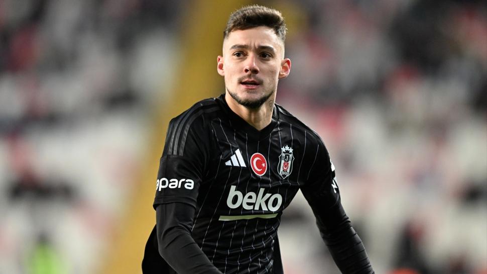 Solskjaer'in yeni hedefi Ernest Muçi