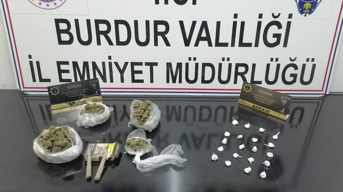 Burdur'da otomobilde uyuturucu ele geirildi