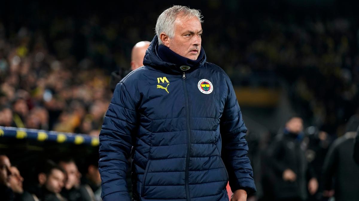 Jose Mourinho: Ceza gerektirecek bir ey yapmadm