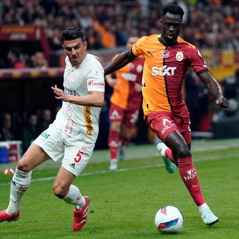 Galatasaray'n Sper Lig'de 28 matr bilei bklmyor