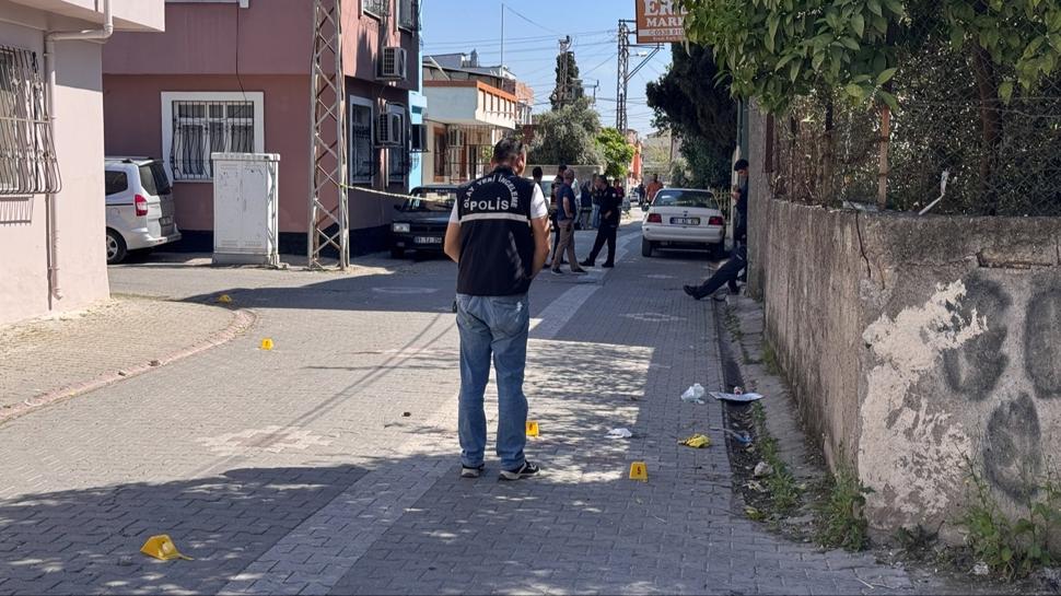 Adana'da damat dehşeti... Kayınbiraderini öldürdü, kayınpederini yaraladı