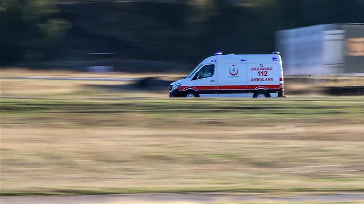 Amasya'da ambulansla tanan dzensiz gmen yakaland