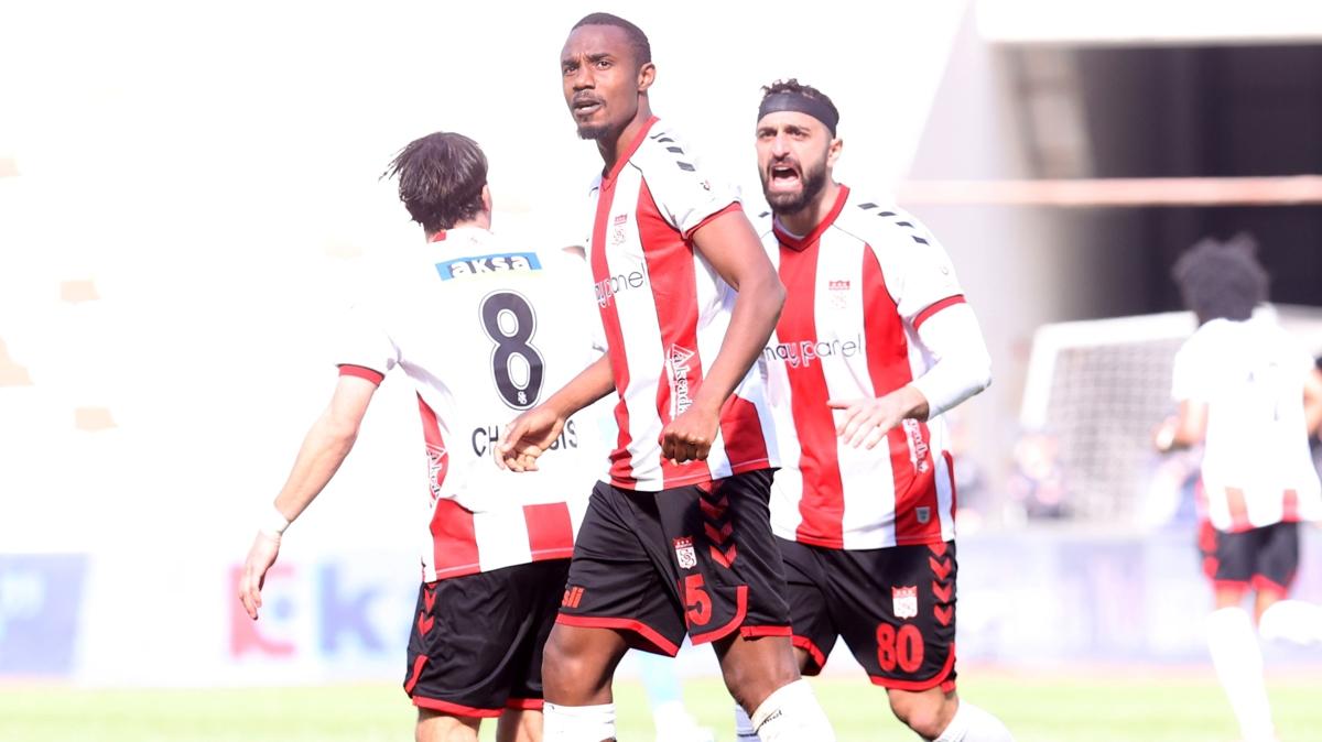 sivasspor s�per lig futbol foto�raflar� resimleri