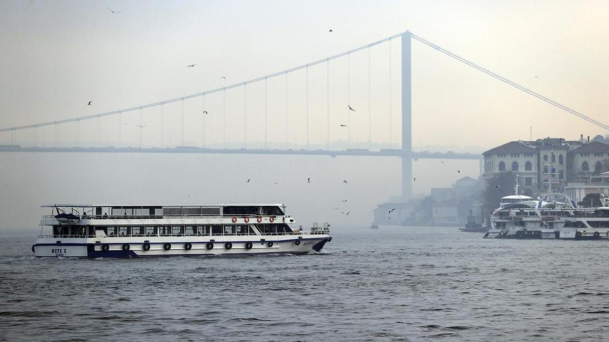 stanbul Boaz'nda gemi trafii normale dnd