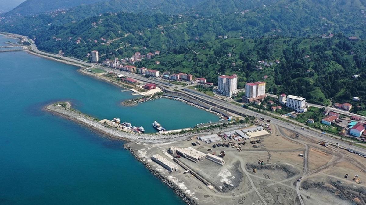 Rize ehir Hastanesi'nde altyap almalar devam ediyor