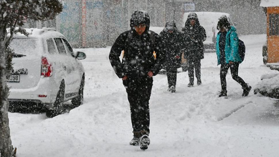 Meteoroloji'den uyarı üstüne uyarı! Resmen donacağız: Yağmur, kar ve fırtına...