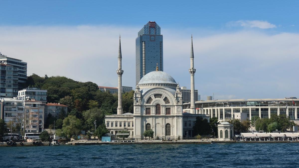 Dolmabahe Camii, Osmanl'nn ihtiamn fsldyor