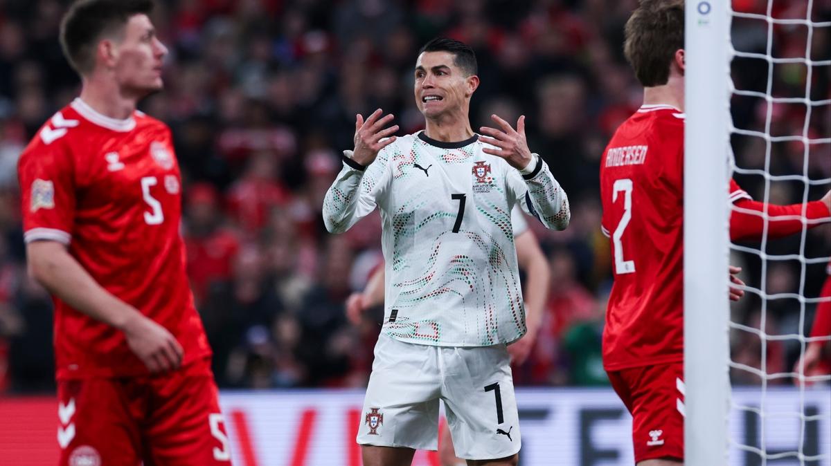 Cristiano Ronaldo'dan Rasmus Hojlund aklamas