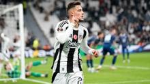 Ernest Mui bir ilkin peinde! Mario Gomez'den sonra...
