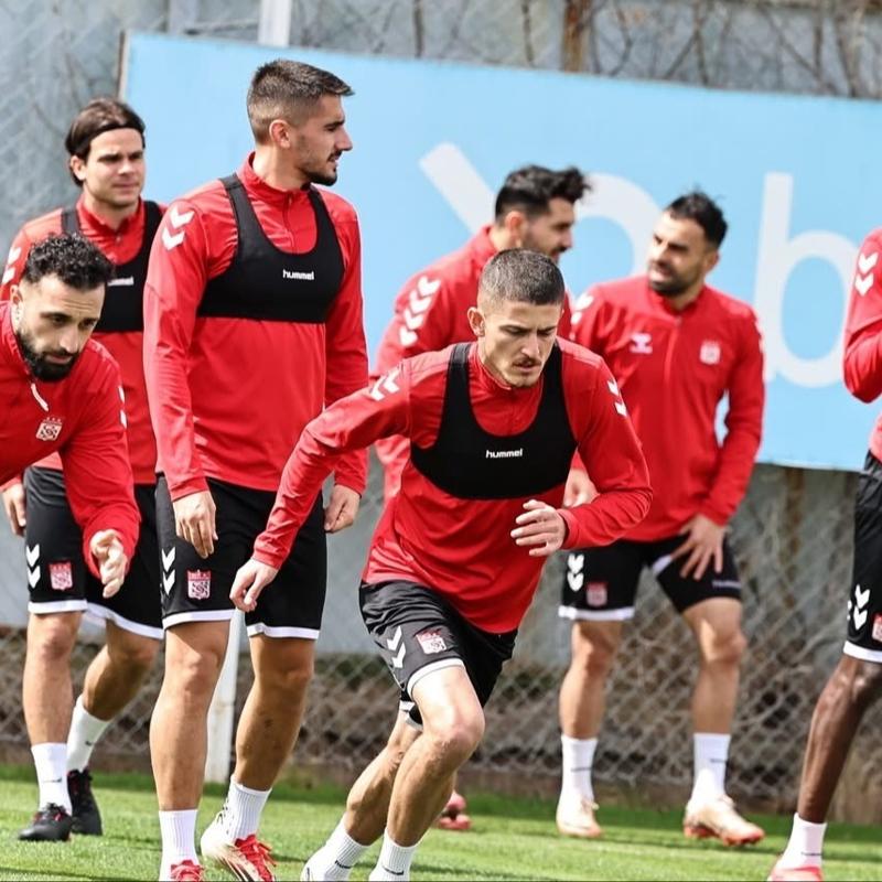Sivasspor, Rizespor mana hazrlanyor