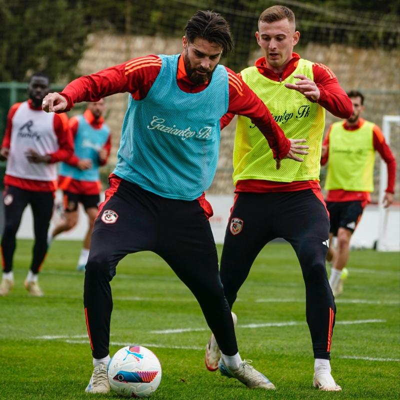 Gaziantep FK'da Gztepe mesaisi devam ediyor