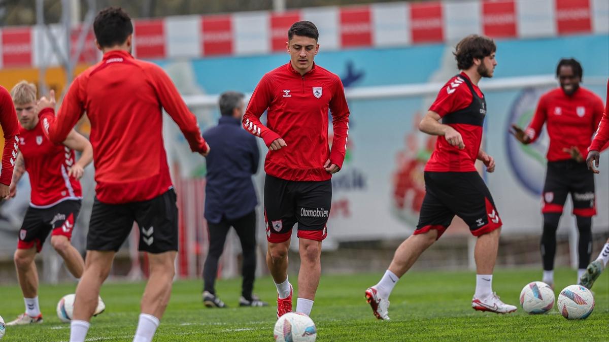 Samsunspor'da Antalyaspor mesaisi devam ediyor