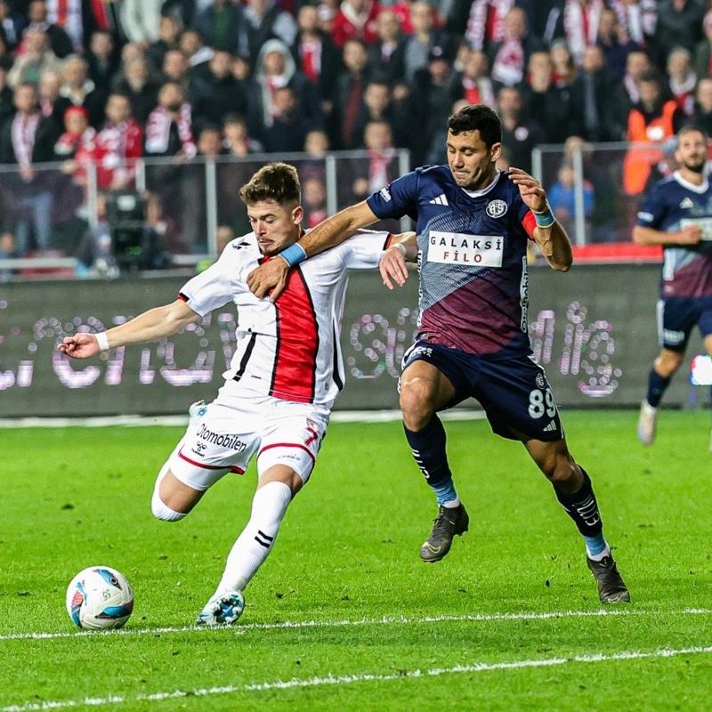 Antalyaspor'un konuu Samsunspor