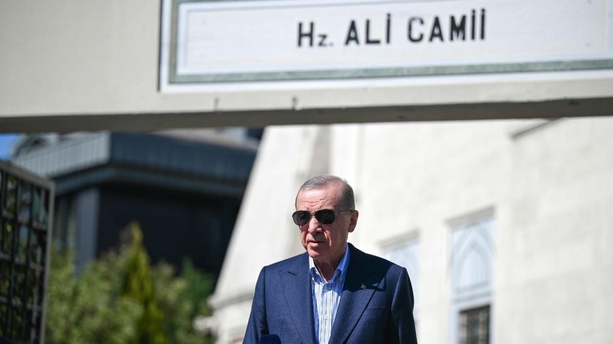 Bakan Erdoan cuma namazn Hz. Ali Camisi'nde kld