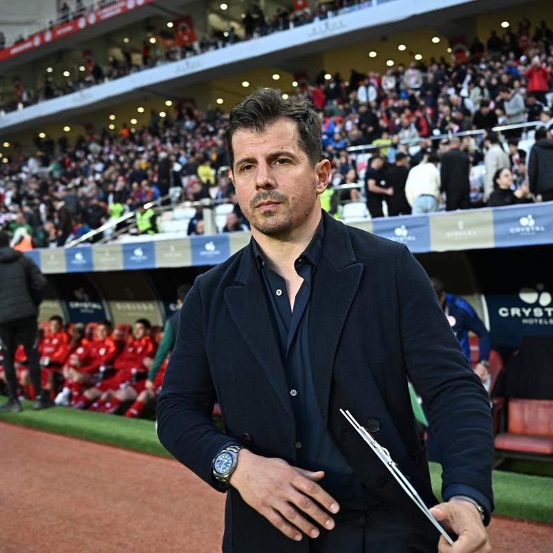 Emre Belzolu: Antalyaspor iin ok mutluyum