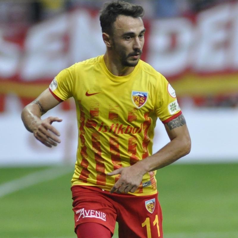 Kayserispor'da Gkhan Sazda bu sezon ikinci kez krmz kart grd