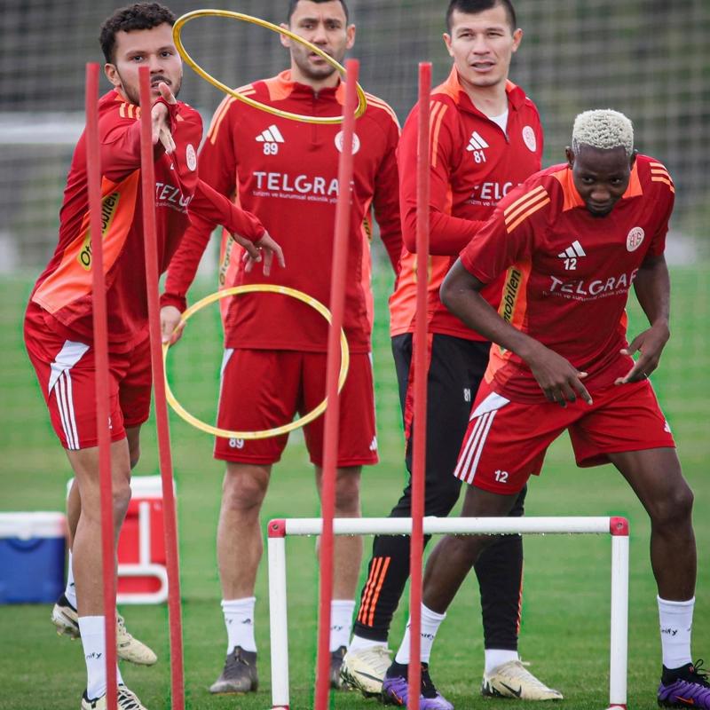 Antalyaspor, Bodrum FK deplasmanna hazrlanyor