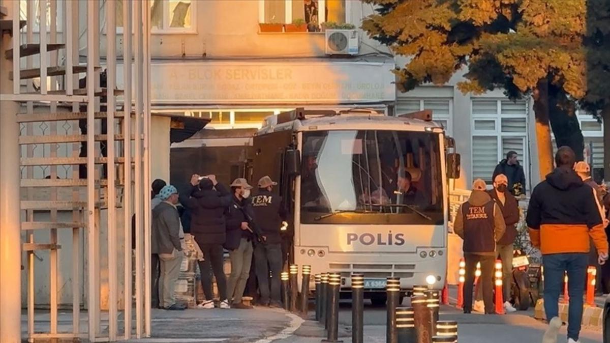 stanbul Adliyesi'ndeki terr saldrsna ilikin dava sryor; 1 sank iin karar kt