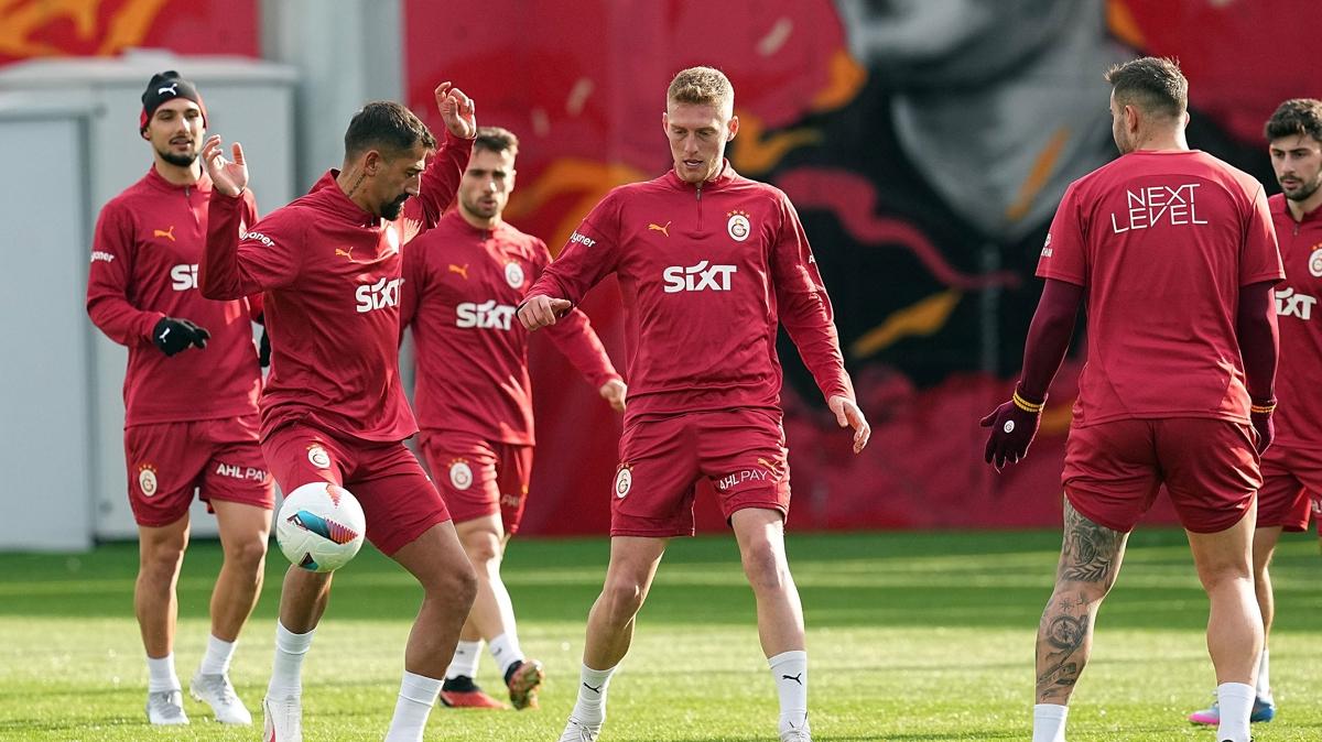 Galatasaray, Samsunspor mesaisinde