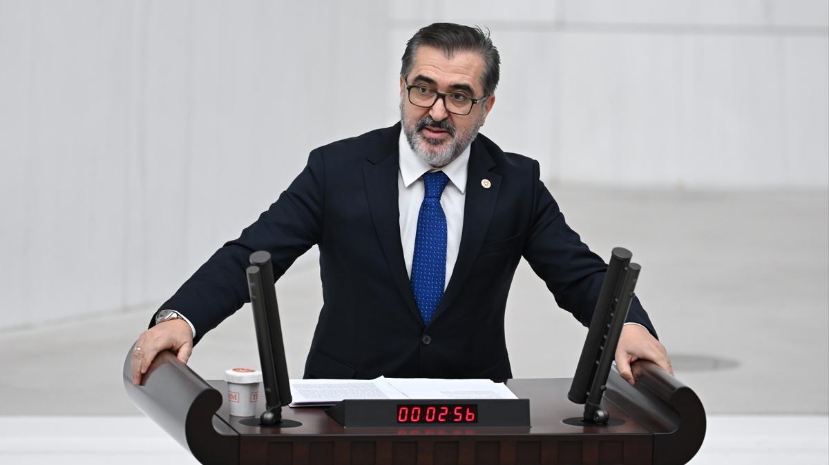 AK Parti'li Yldrm, Deniz Baykal'n szlerini hatrlatt: O duruu siz de sergileyin