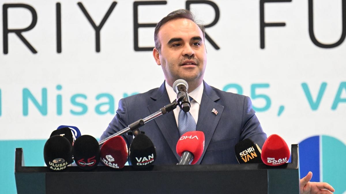 Bakan Kacr: Trkiye byk atlmlara imza atan bir lke oldu