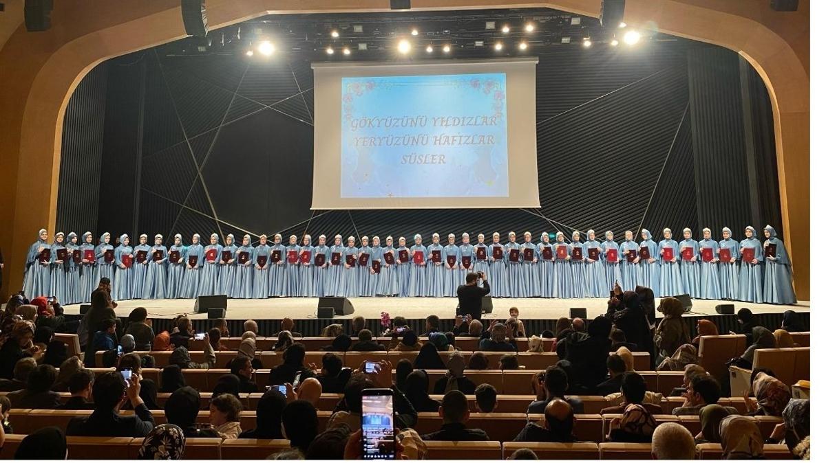 ehit Aye Ayka mam Hatip Ortaokulu'nda 46 renci hafzlk icazeti ald