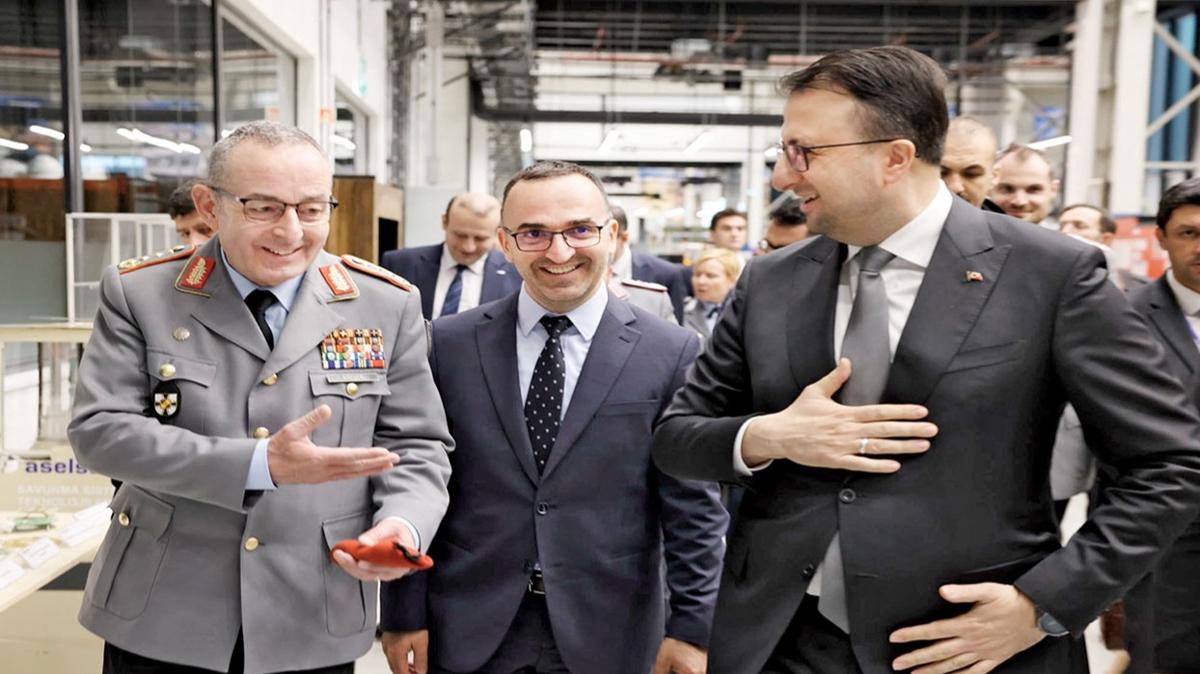 Alman komutan ASELSAN' gezdi