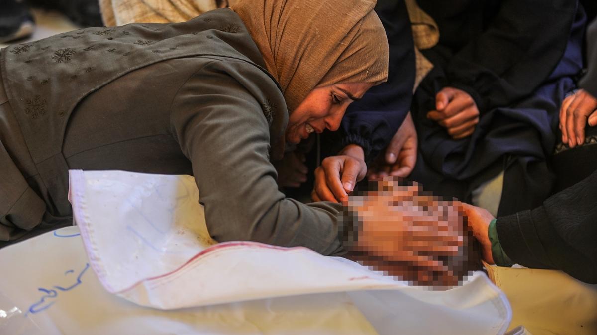 Gazze'de katliam: Katil srail saldrsnda 17 Filistinli hayatn kaybetti