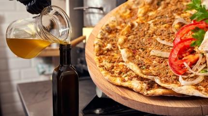 Bakanlk listeyi aklad, sahtecilere ceza yad! Zeytinyann ve lahmacunun iine bakn ne koymular