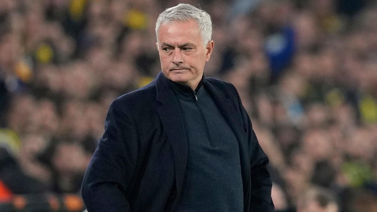 Jose Mourinho'dan Brezilya'ya ret! Sambaclar elinin tersiyle itti