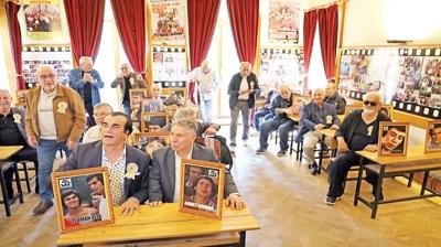 50 yl sonra ayn srada... Hababam yeniden yoklama ald!
