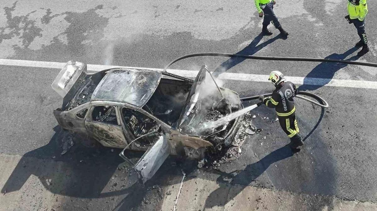 Denizli-Aydn Otoyolu'nda korku dolu anlar: Otomobil alev alev yand!