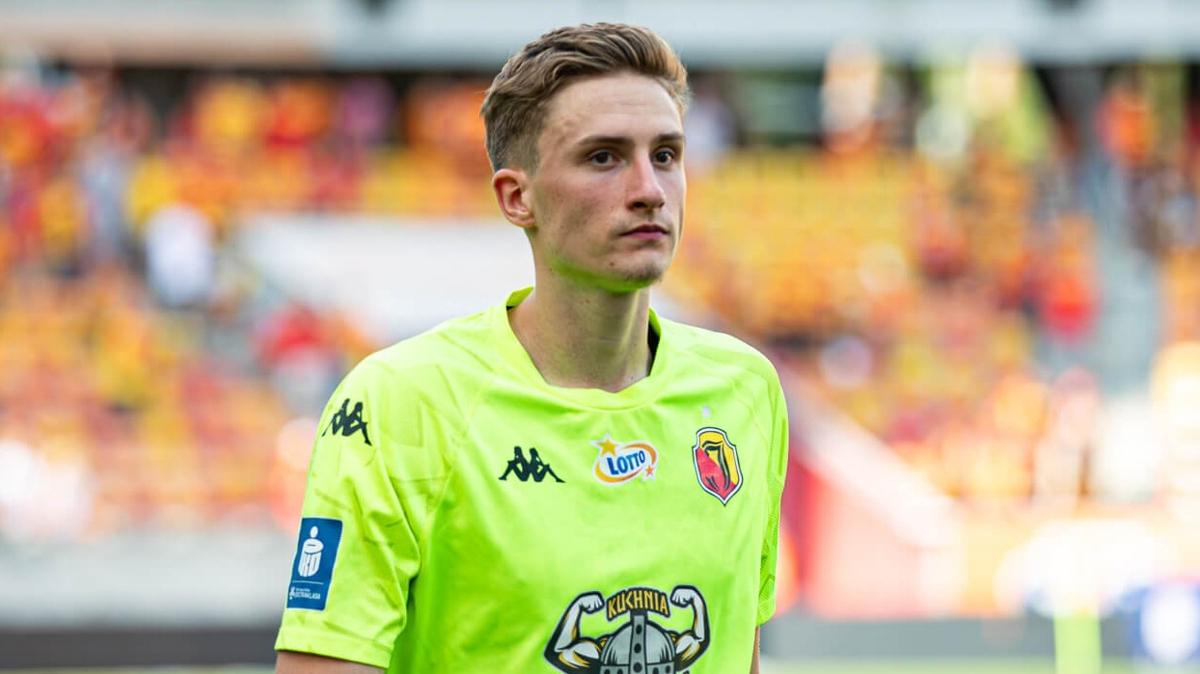 Uurcan'a yabanc rakip