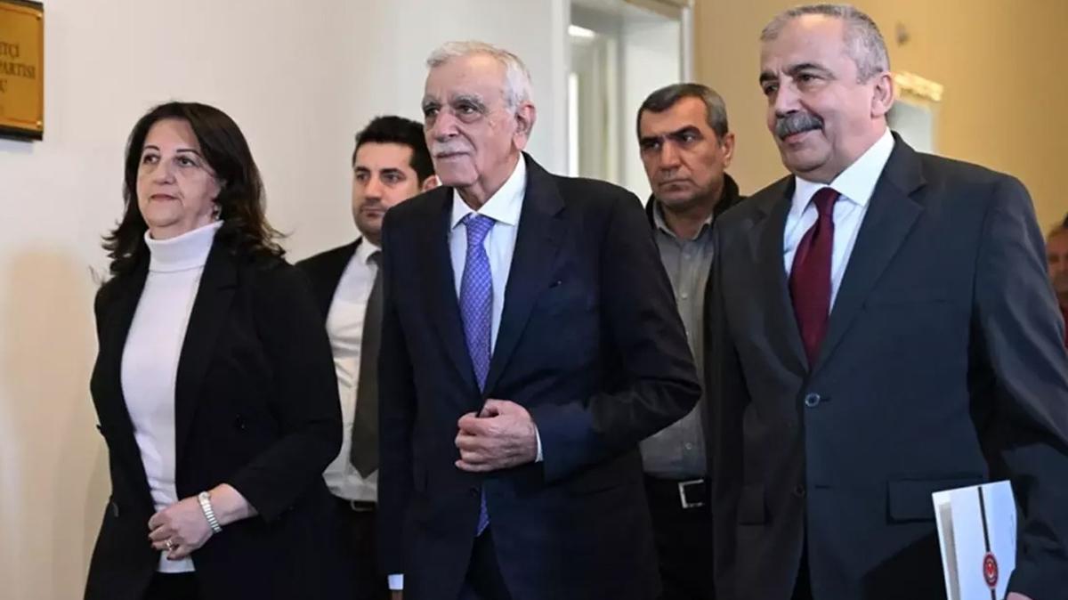 DEM Parti'den Srr Sreyya nder aklamas