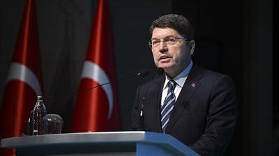 Adalet Bakan Tun DEM Parti heyetiyle grme tarihini aklad