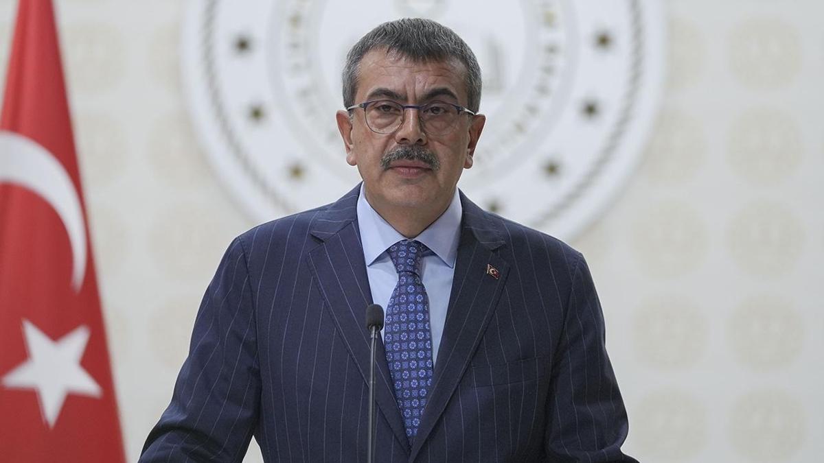 Bakan Tekin'den 23 Nisan Ulusal Egemenlik ve ocuk Bayram mesaj